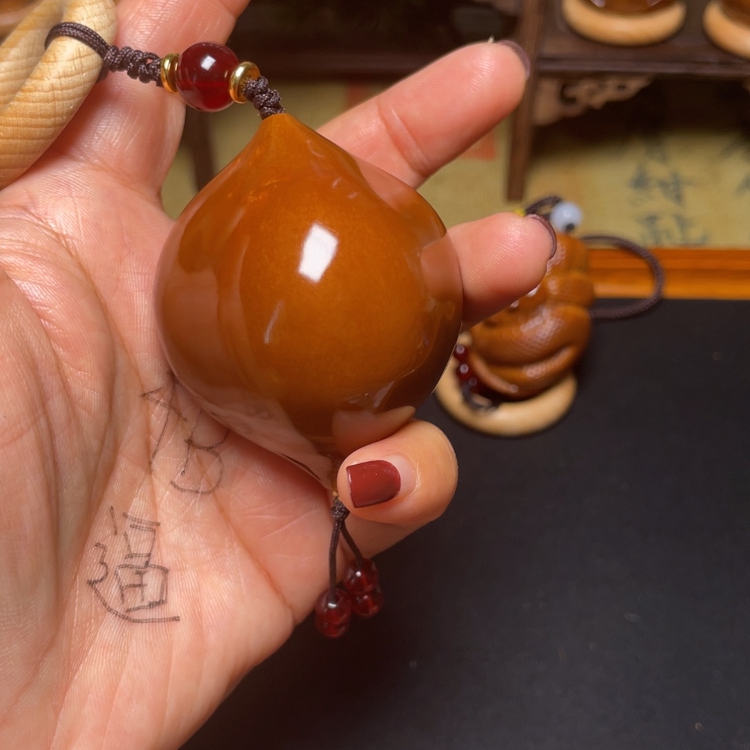 橄榄核吊坠啊啊啊啊啊213