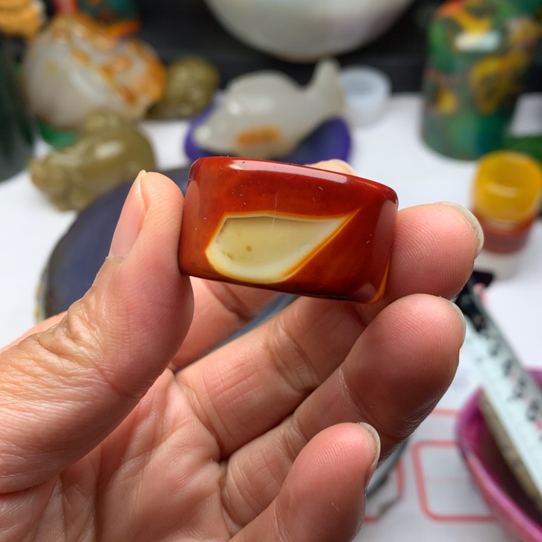 玛瑙手饰未镶嵌天****输