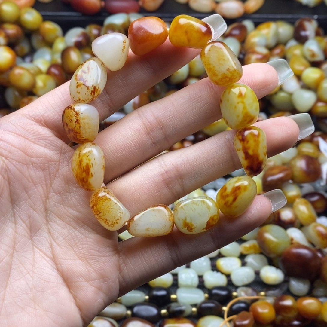 开***子手链未镶嵌和田玉