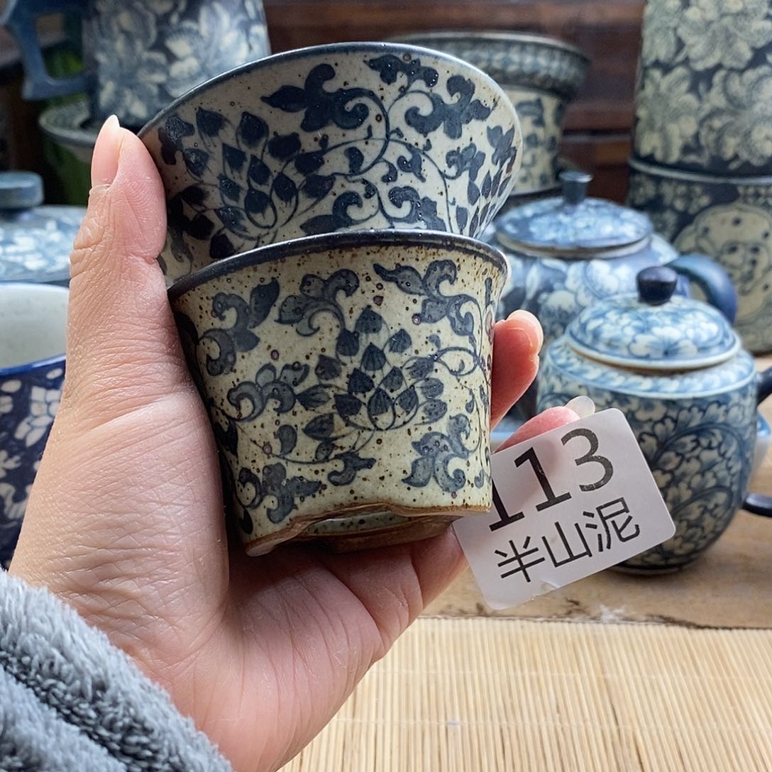 手工手绘青花陶瓷