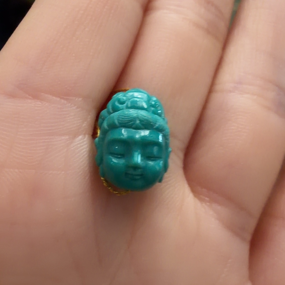 绿松石未镶嵌颈饰