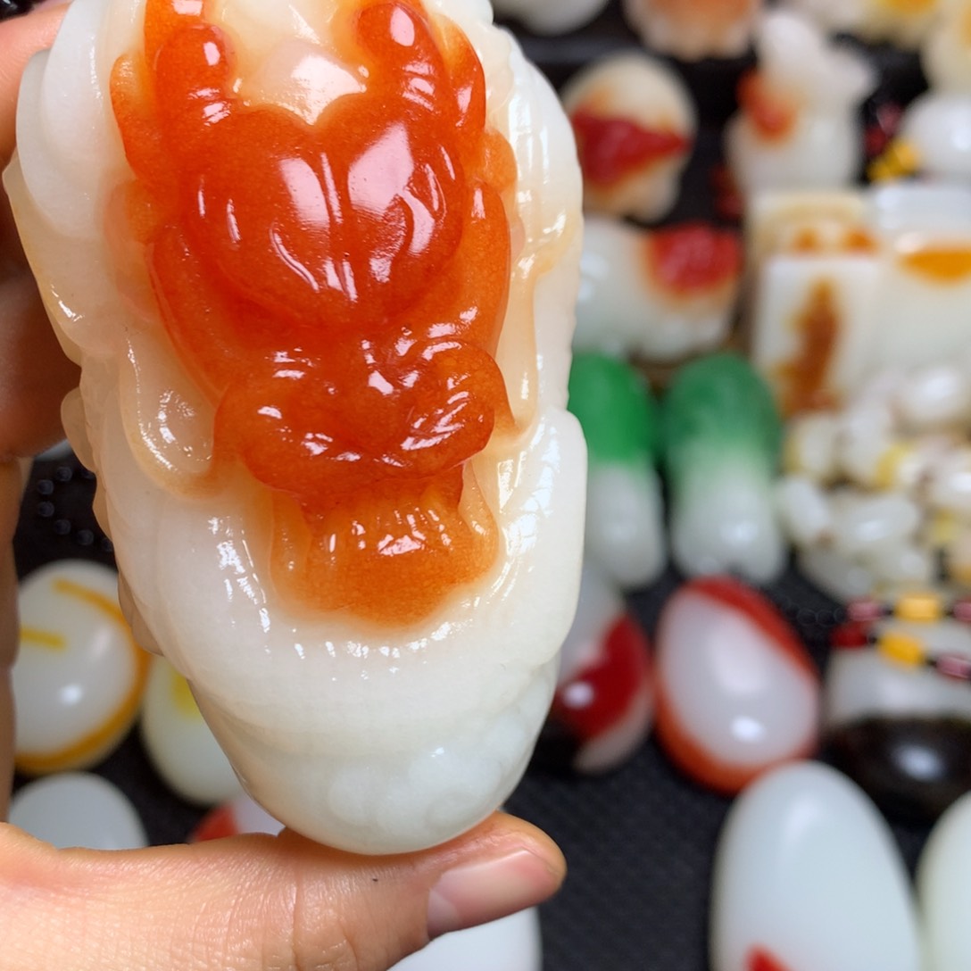 新疆戈壁石五彩石