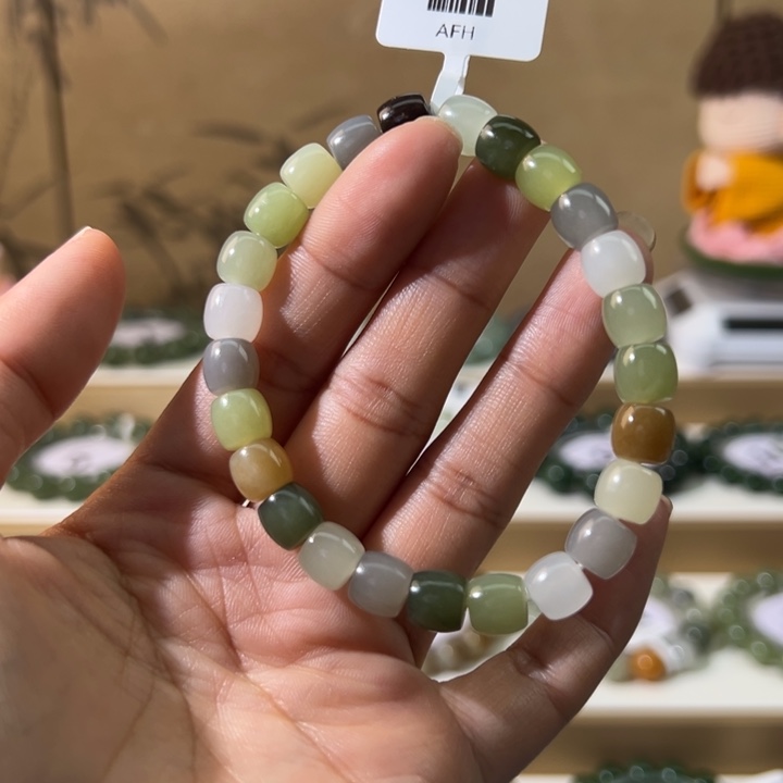 和田玉未镶嵌手串