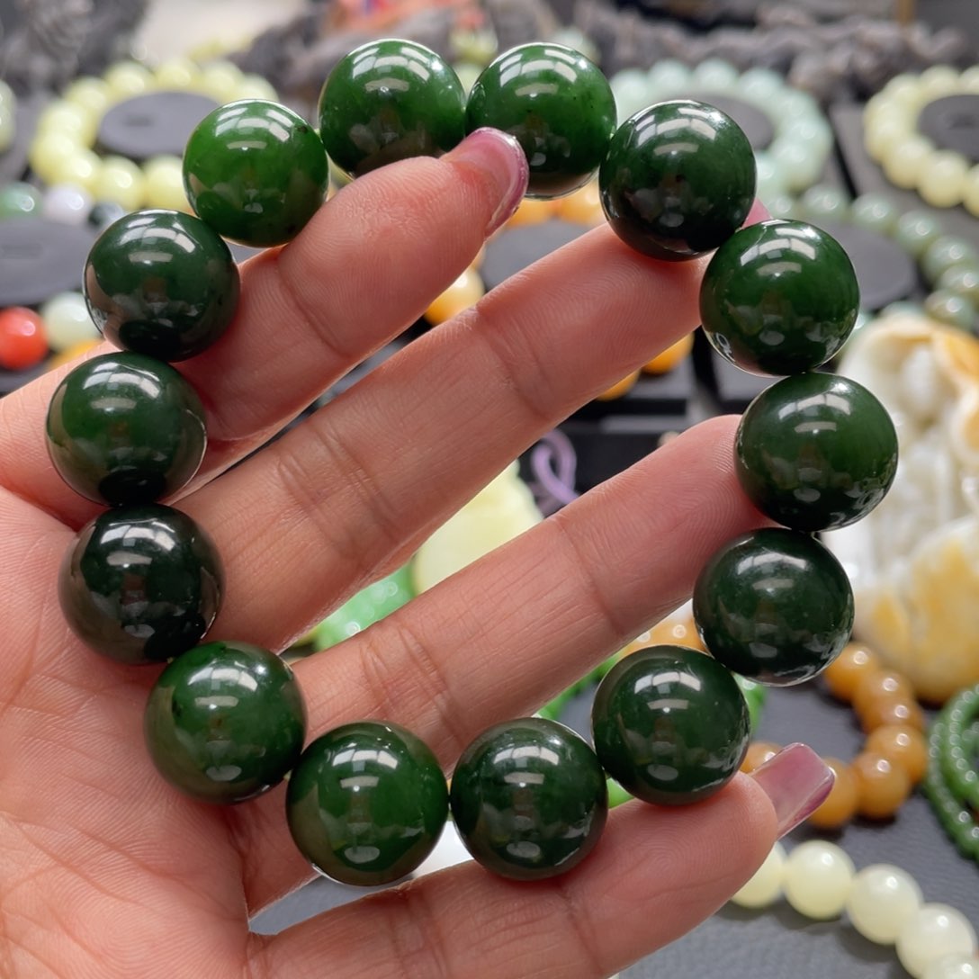 和田玉手串未镶嵌