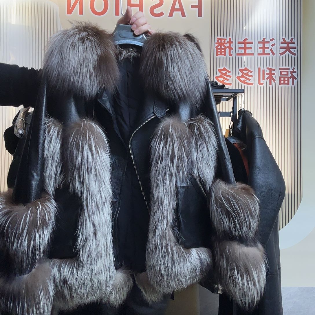 莉莉家时尚女装皮草593