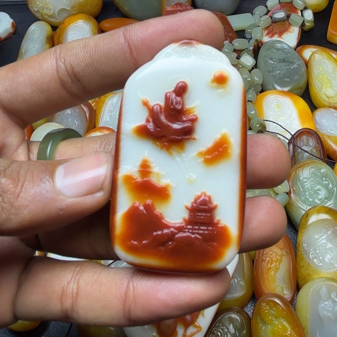 和田玉颈饰未镶嵌花***.