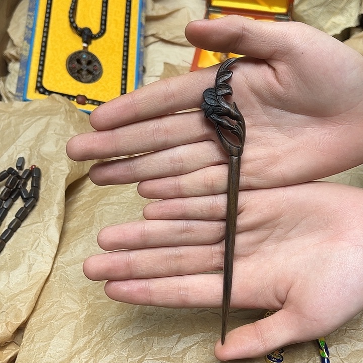 大叶紫檀（黑酸枝木类）