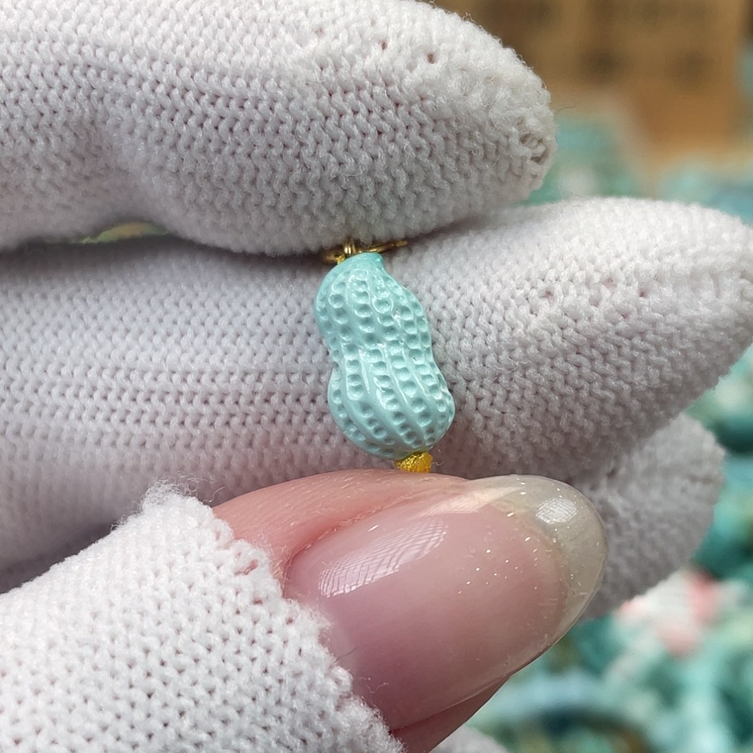 绿松石未镶嵌挂件