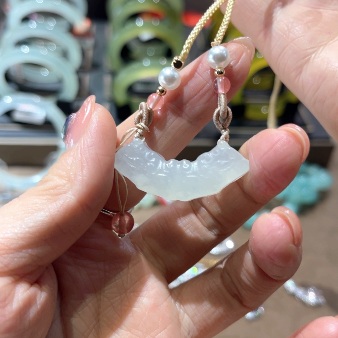 岫玉手镯未镶嵌手镯