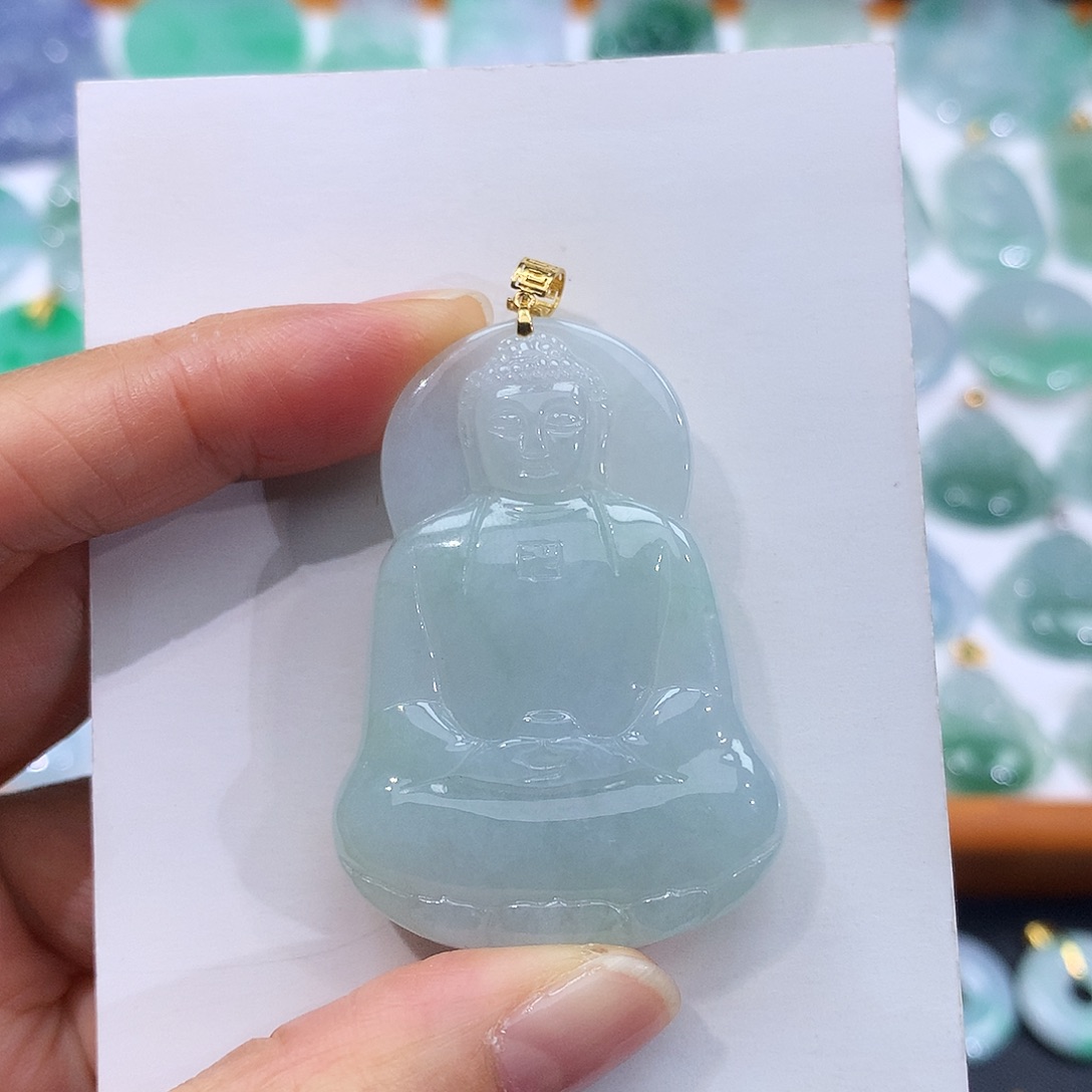 翡翠18K金镶嵌颈饰翡翠吊坠