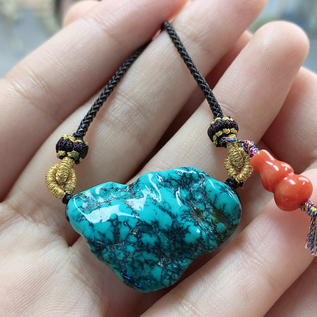 未镶嵌绿松石珠宝奇石