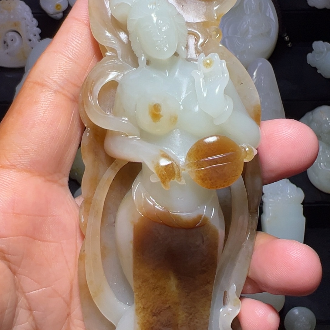 颈饰未镶嵌和田玉