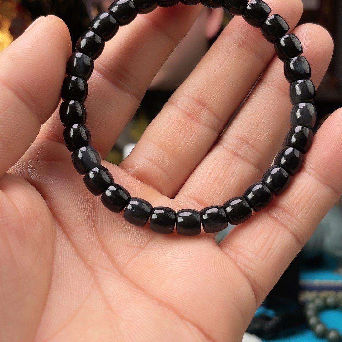 和田玉未镶嵌和田玉