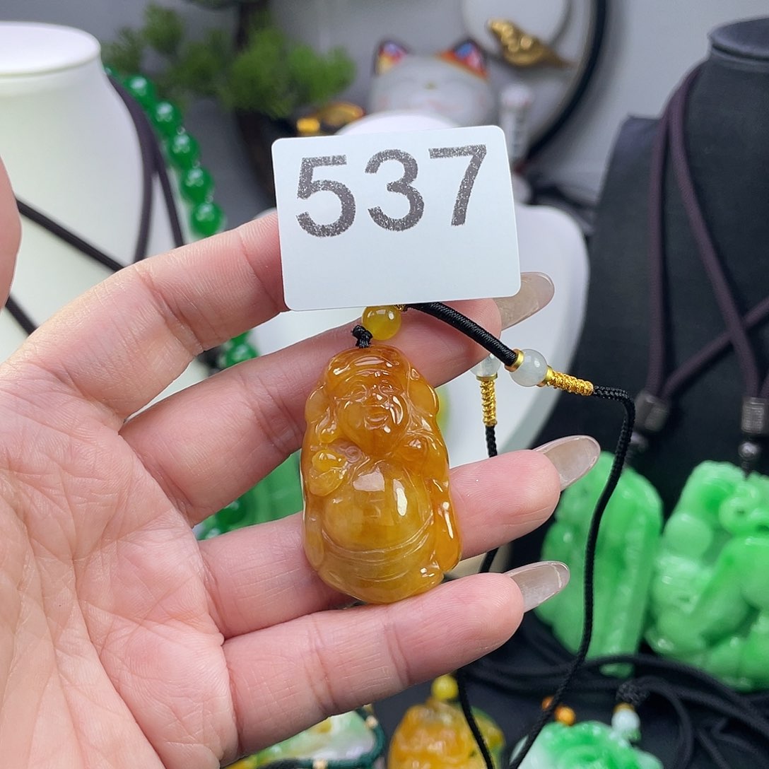 翡翠未镶嵌吊坠(赠链)