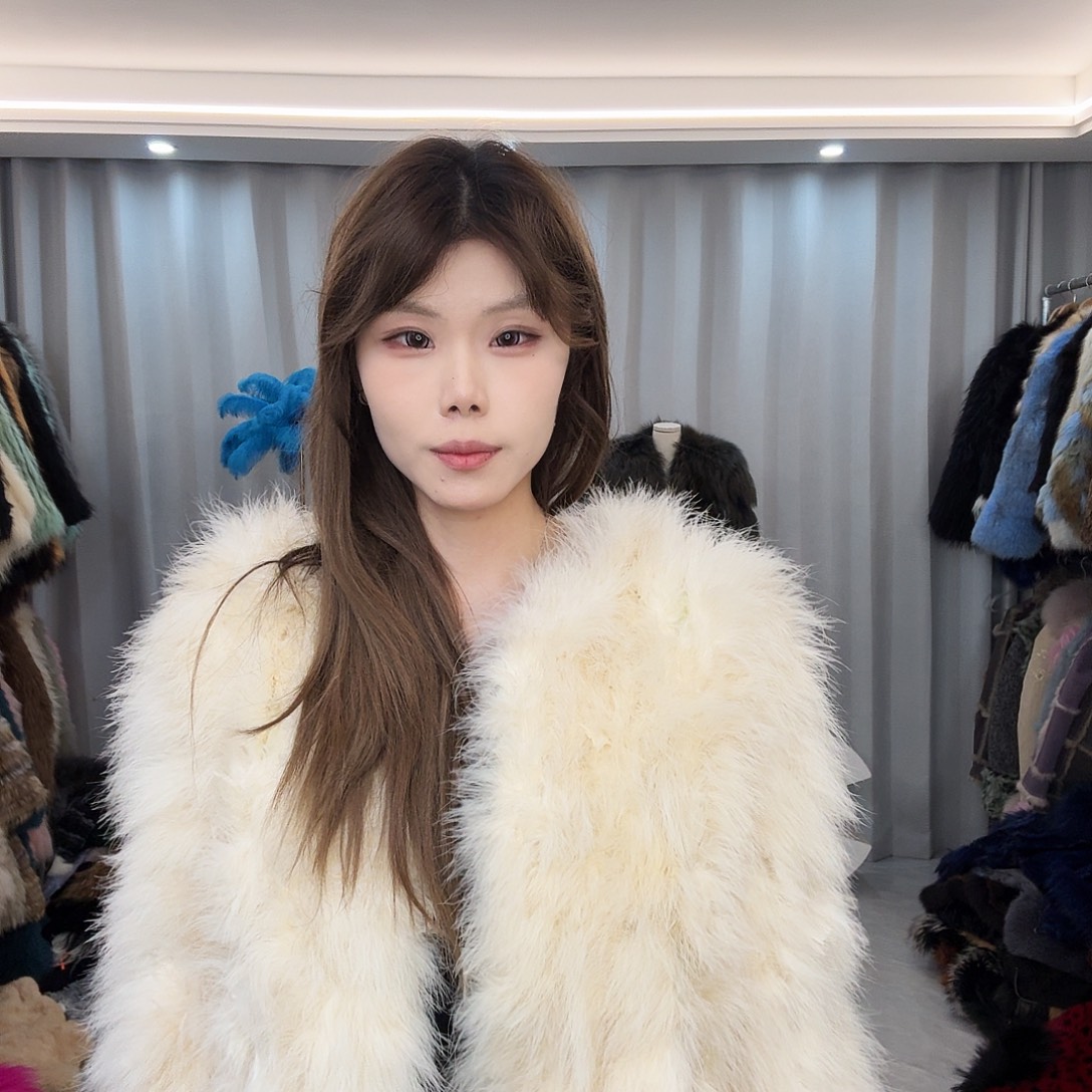 皮草外套不退不换