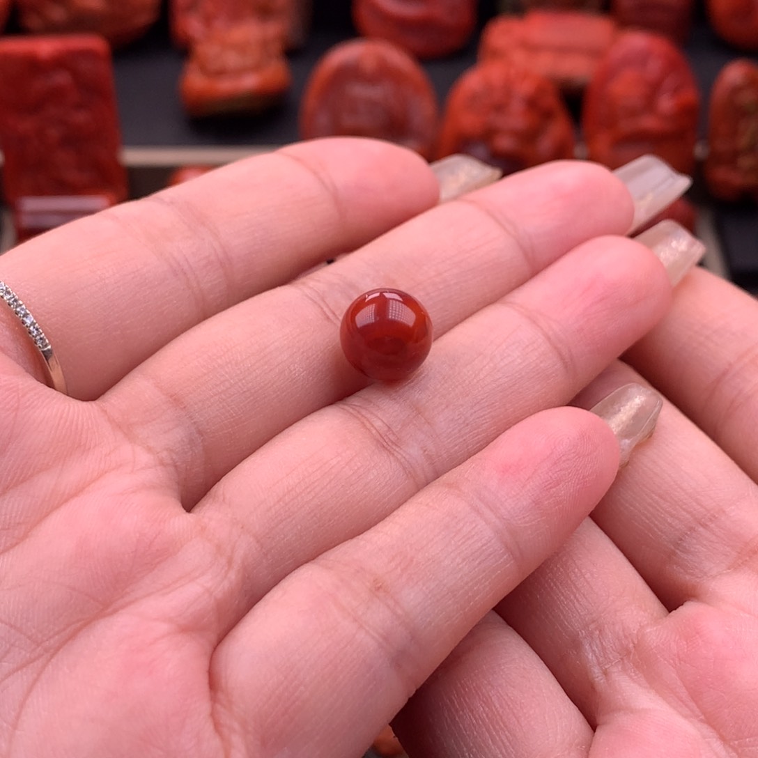 南红玛瑙南红川料原矿圆珠10mm未镶嵌