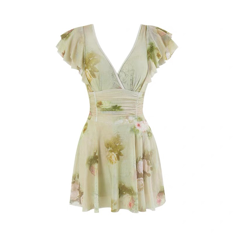 新款连体裙式保守泳衣女遮肉显瘦泡温泉度假泳衣