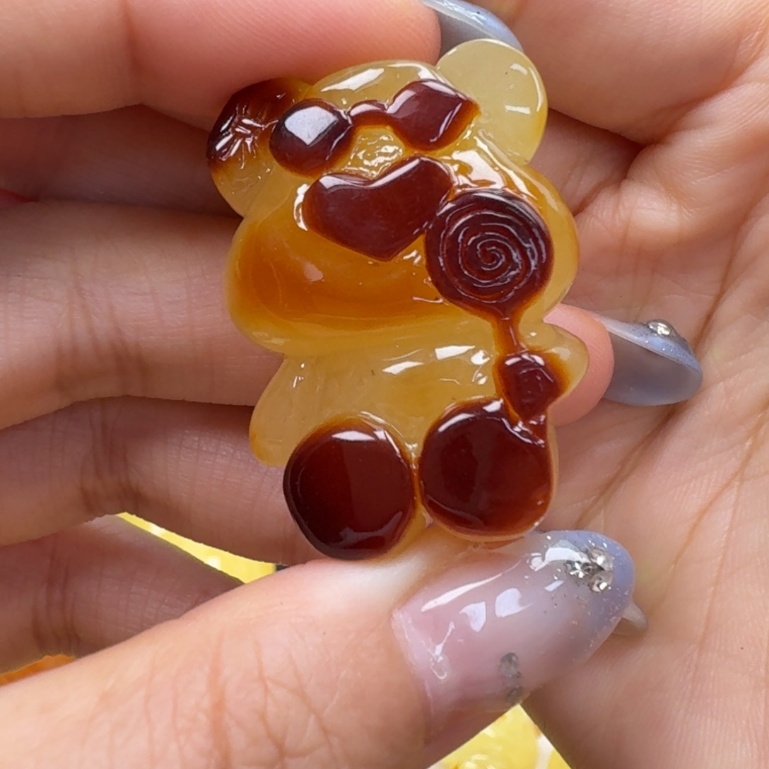 琥珀未镶嵌珠宝奇石吊坠
