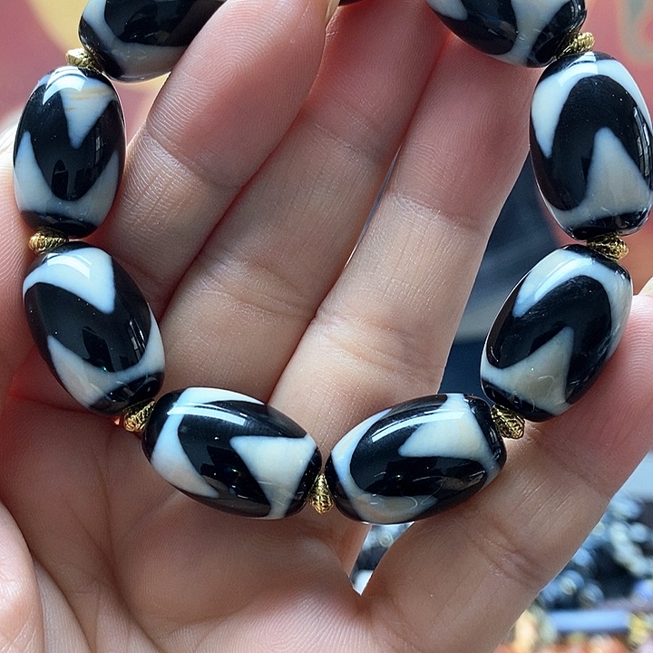 玛瑙/玉髓颈饰合金