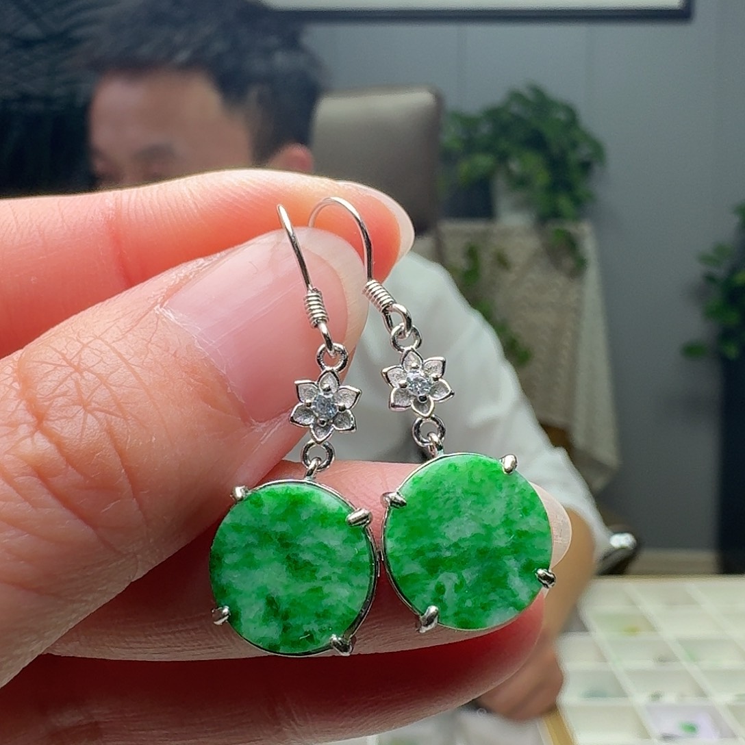 翡翠银S925镶嵌耳饰天然