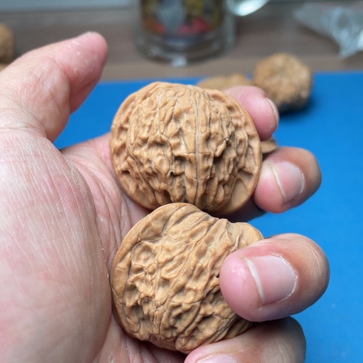 文玩核桃把件40磨盘