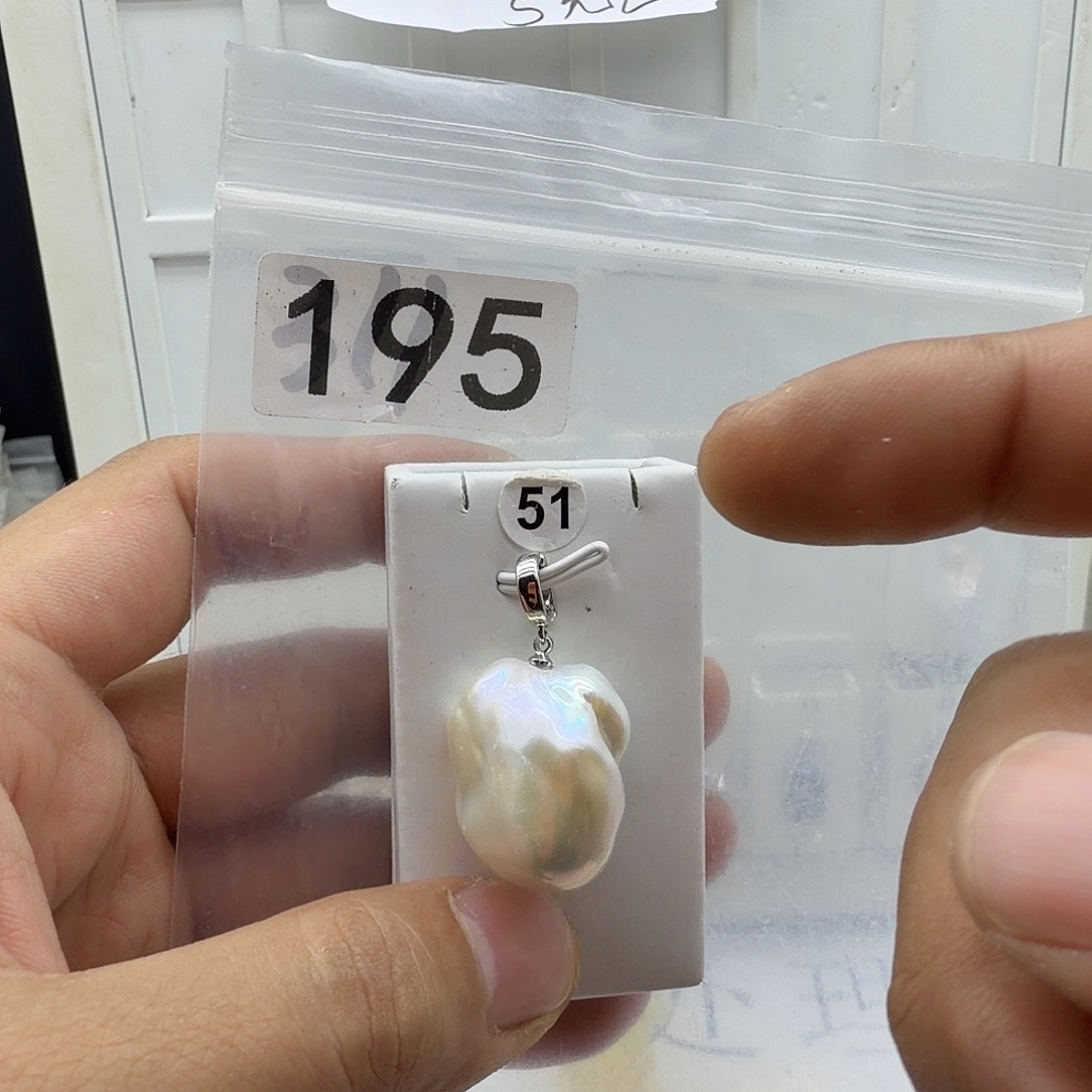 淡水珍珠颈饰合金