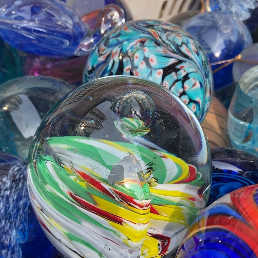 琉璃手工艺品炸了