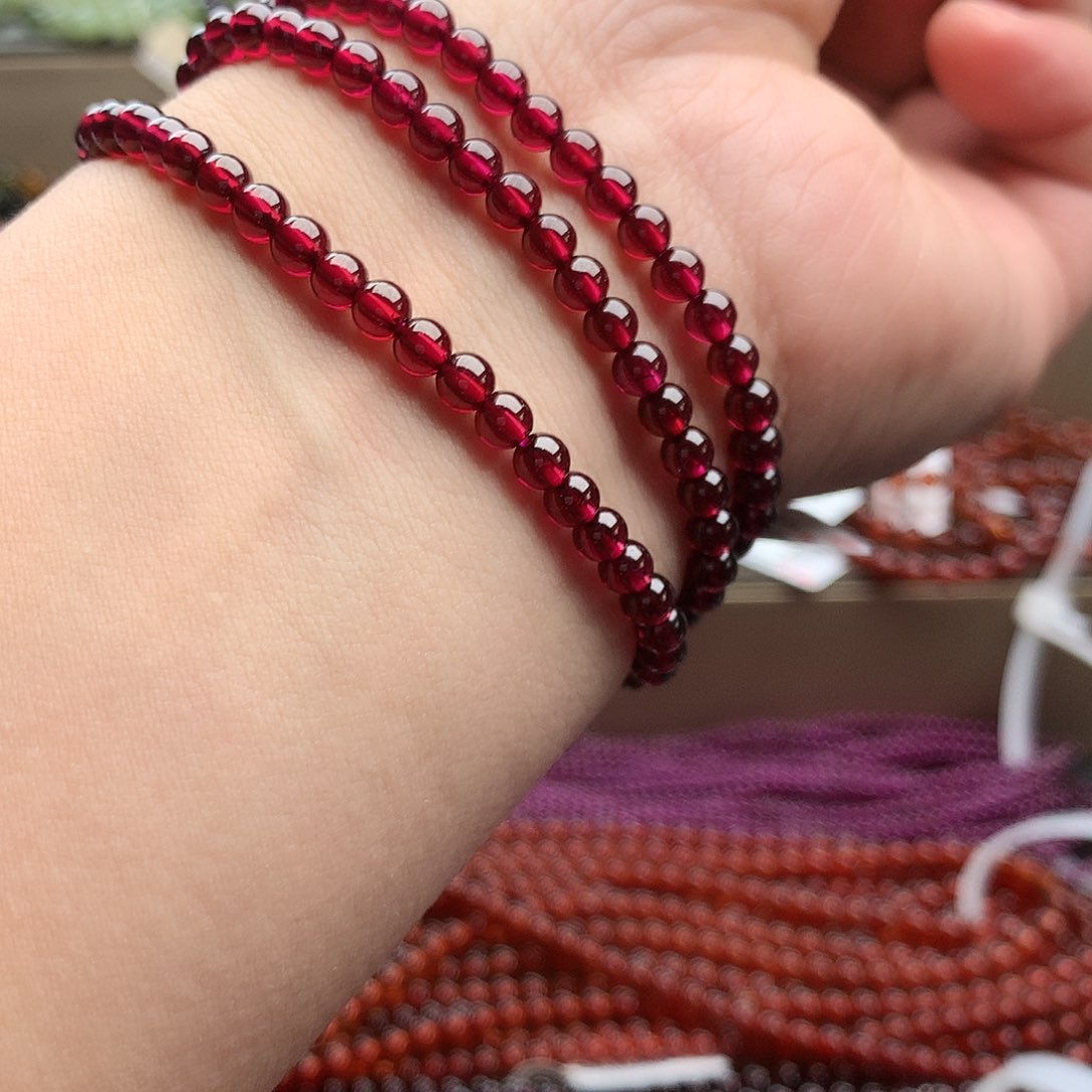 石榴石手串未镶嵌4.5