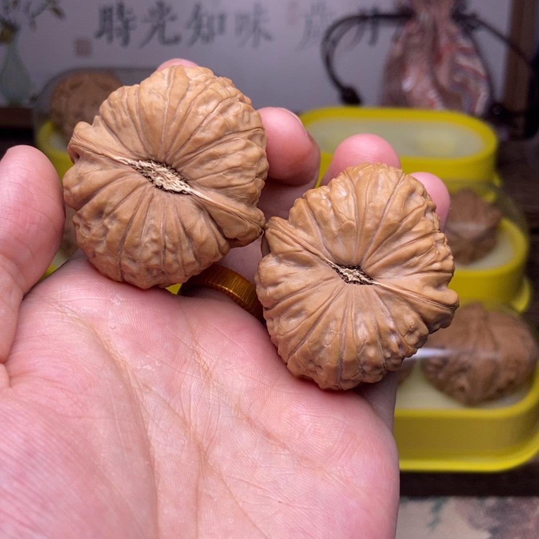 文玩核桃吊坠全品42尺南瓜墩展台品