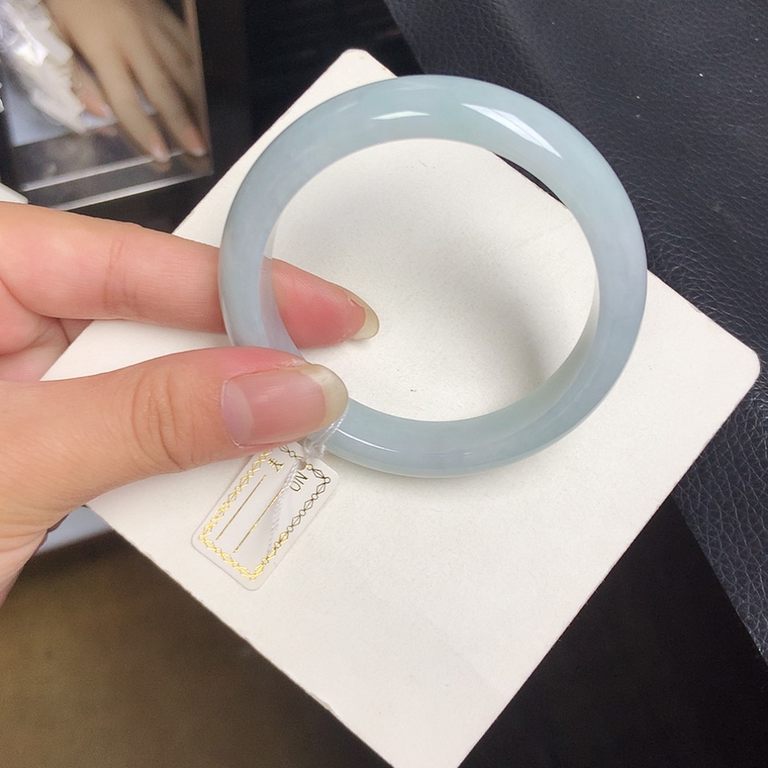 翡翠未镶嵌手镯20号48小时鉴赏期