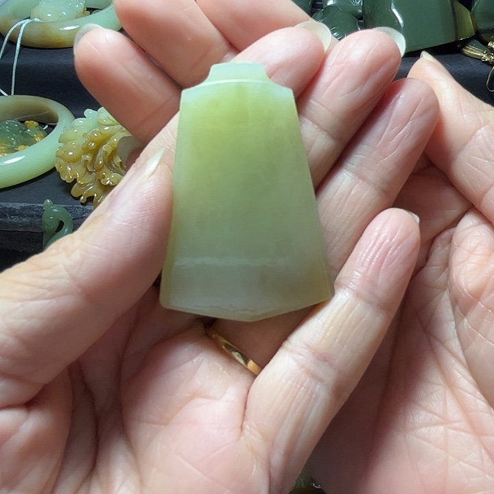 年***余岫岩老玉（透闪石质玉）未镶嵌颈饰