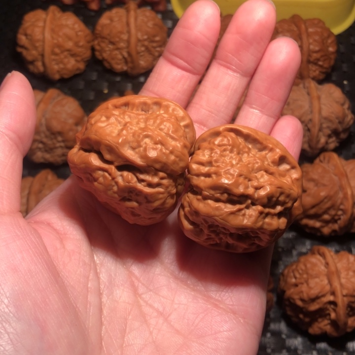 文玩核桃把件开背暴力肌肉39