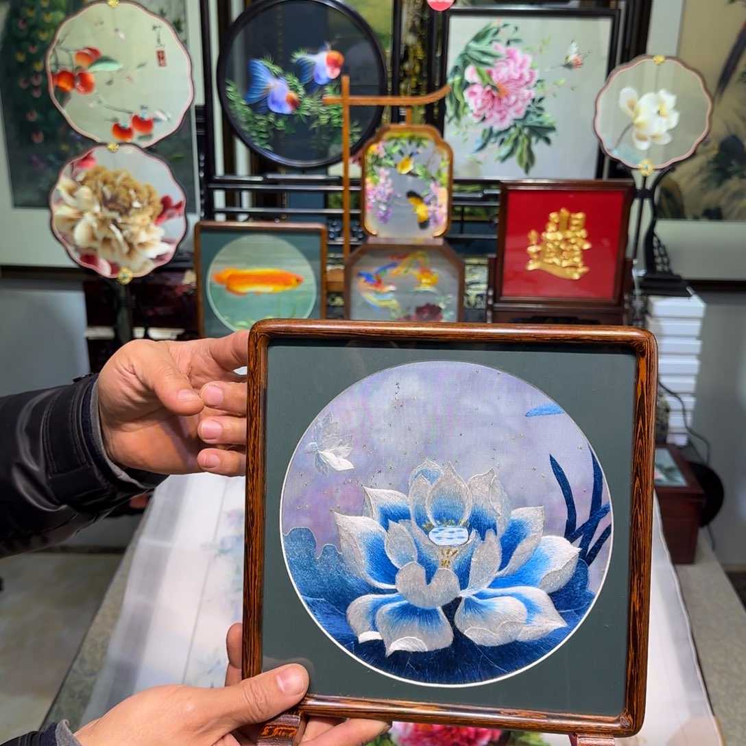 刺绣刺绣工艺精湛