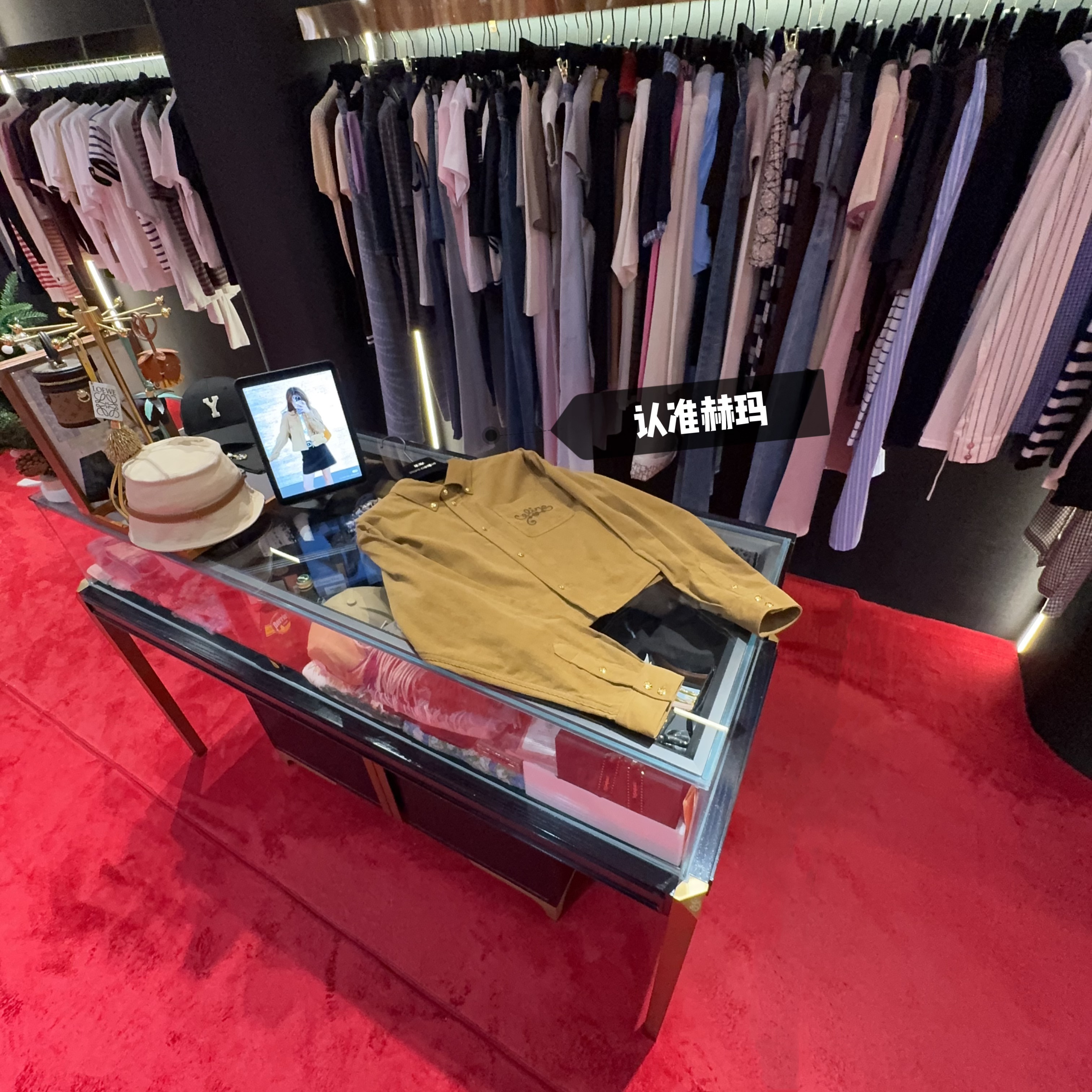 认准赫玛 FW25现货卡其色限定灯芯绒短款衬衫#刺绣#1639上新