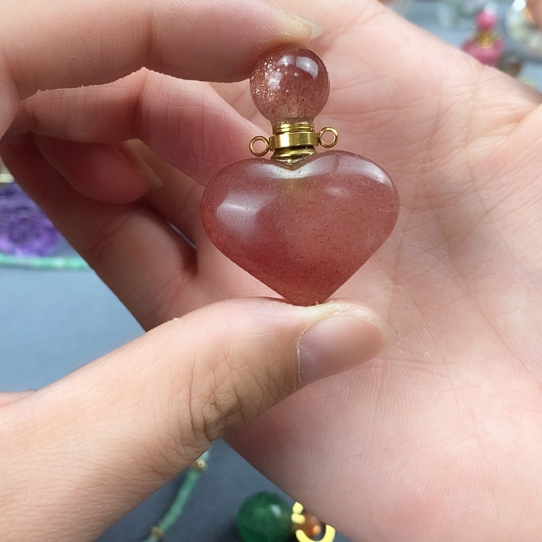 查罗石颈饰合金天然