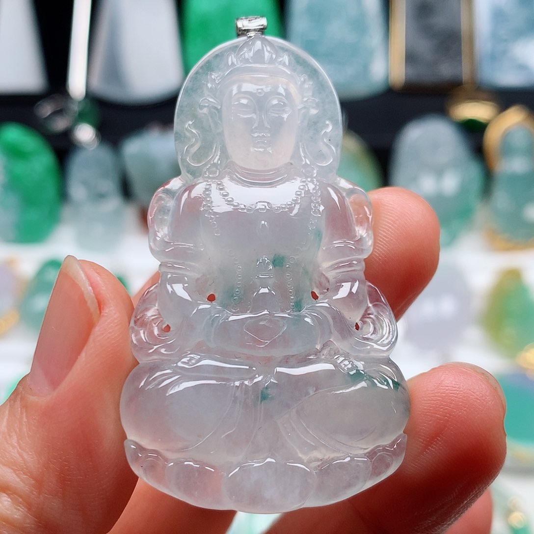 翡翠颈饰未镶嵌度母