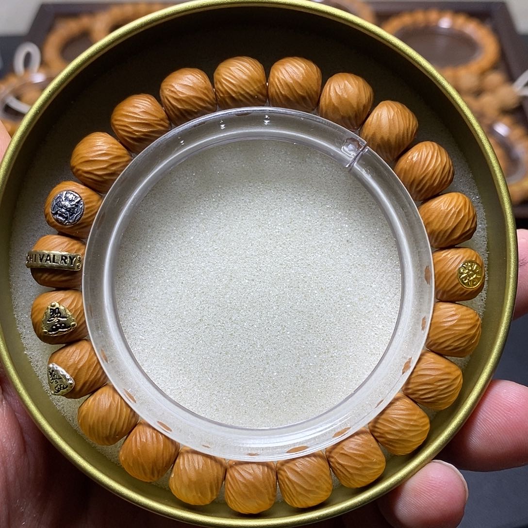 猴头核桃手串五标傲天云锦尺寸10左右全品23号