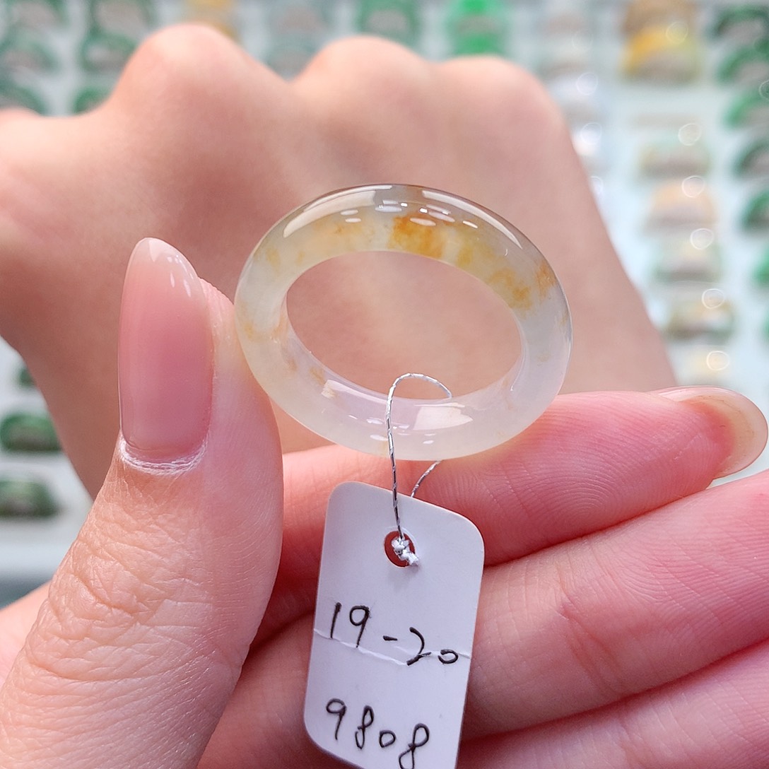 翡翠戒指未镶嵌19.20号