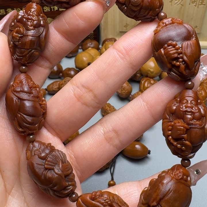 橄榄核手串/手链八大财神