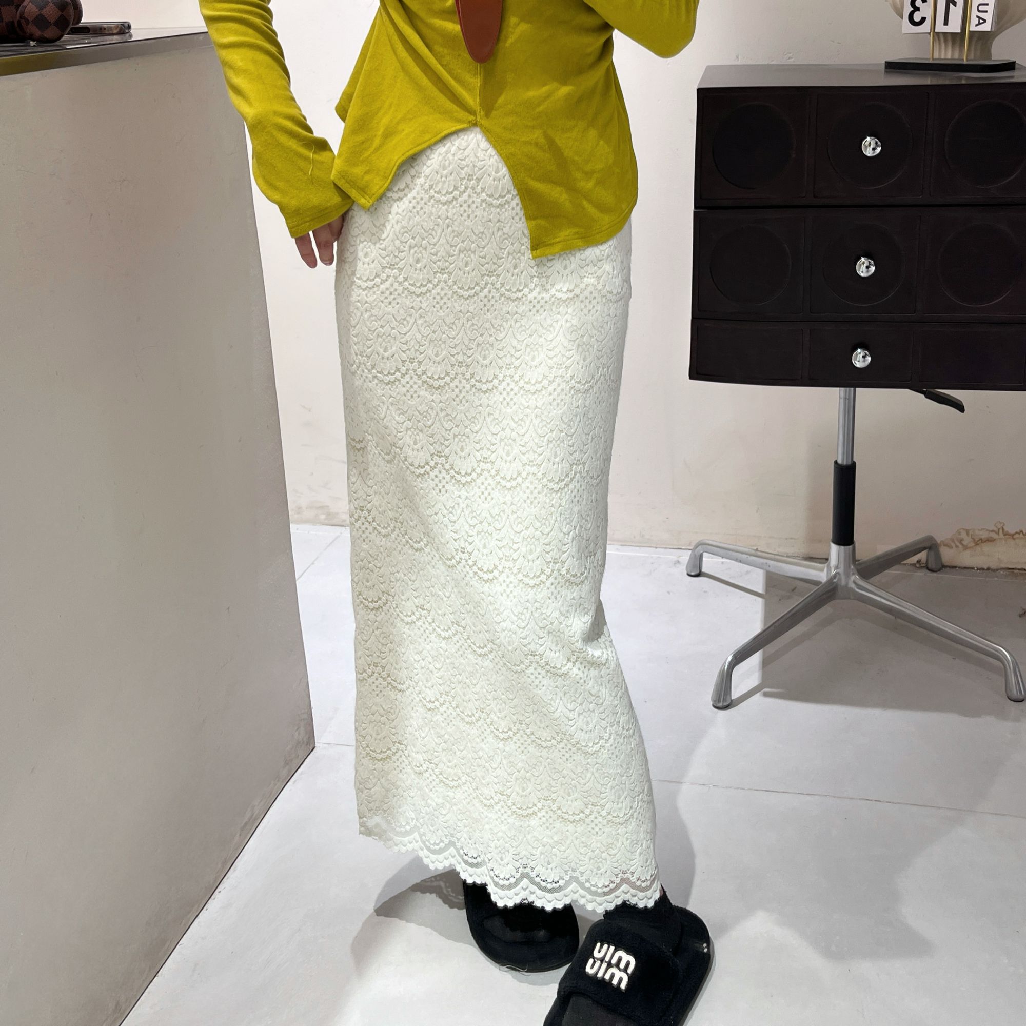 冬季新款加绒蕾丝半身裙高级感洋气修身显瘦百搭气质