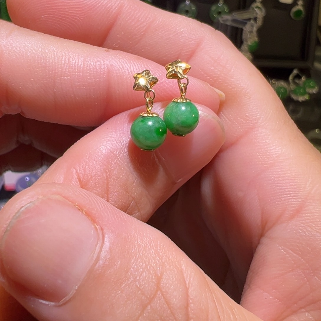 翡翠18K金镶嵌颈饰耳环