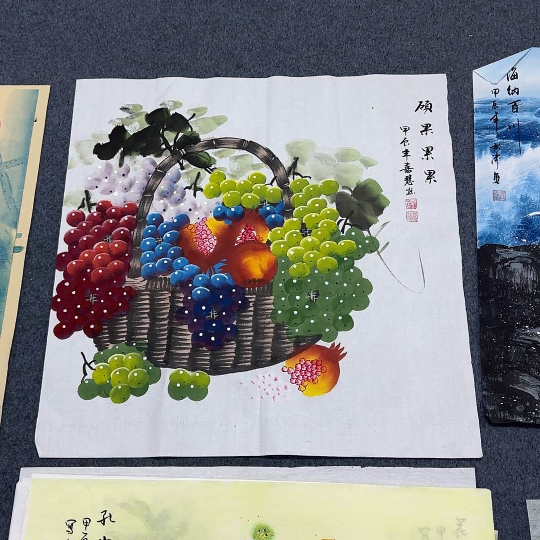 国画尺寸70X70手绘作品 