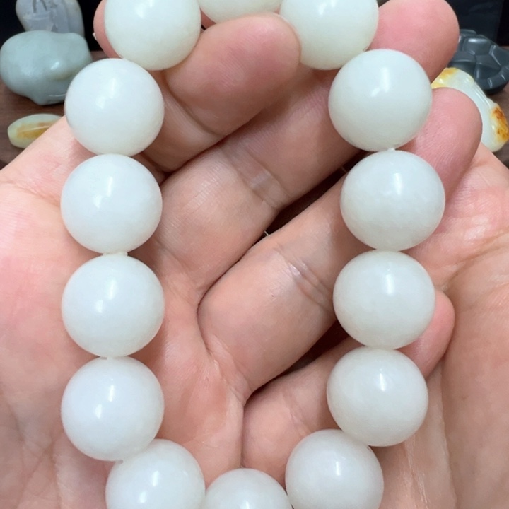 未镶嵌手串和田玉