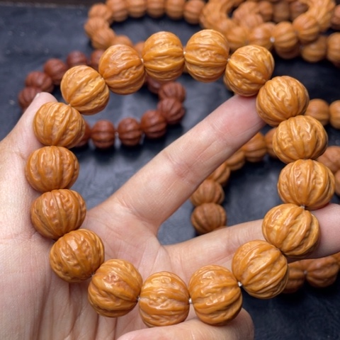 猴头核桃吊坠米*17f y s f g j k k