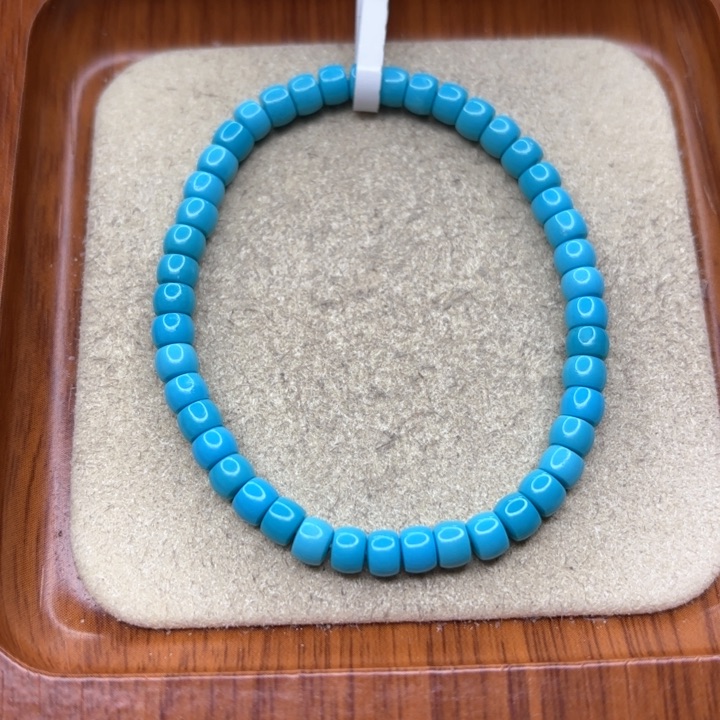 绿松石手串未镶嵌