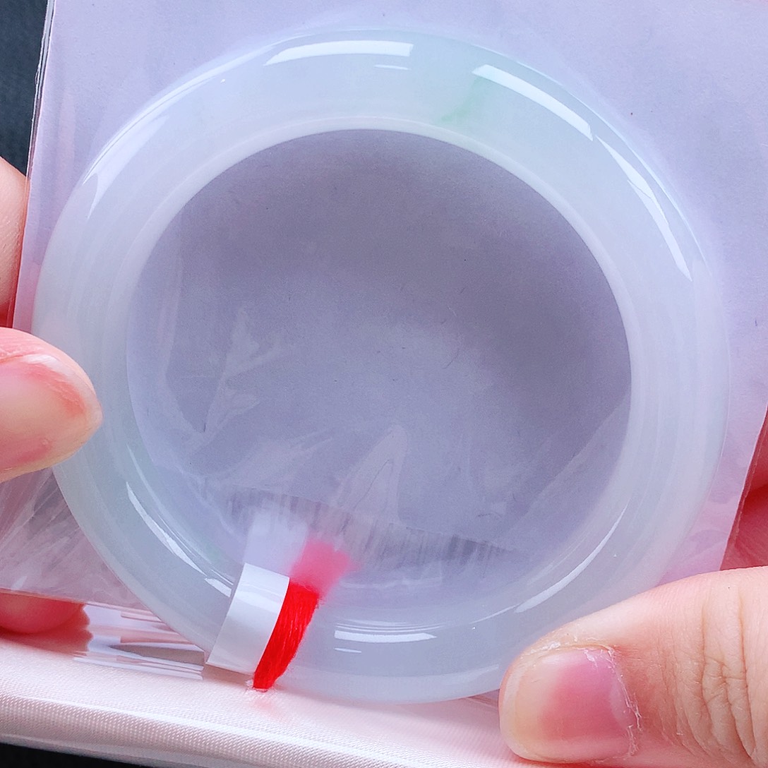 未镶嵌手镯（圆镯）翡翠53圈