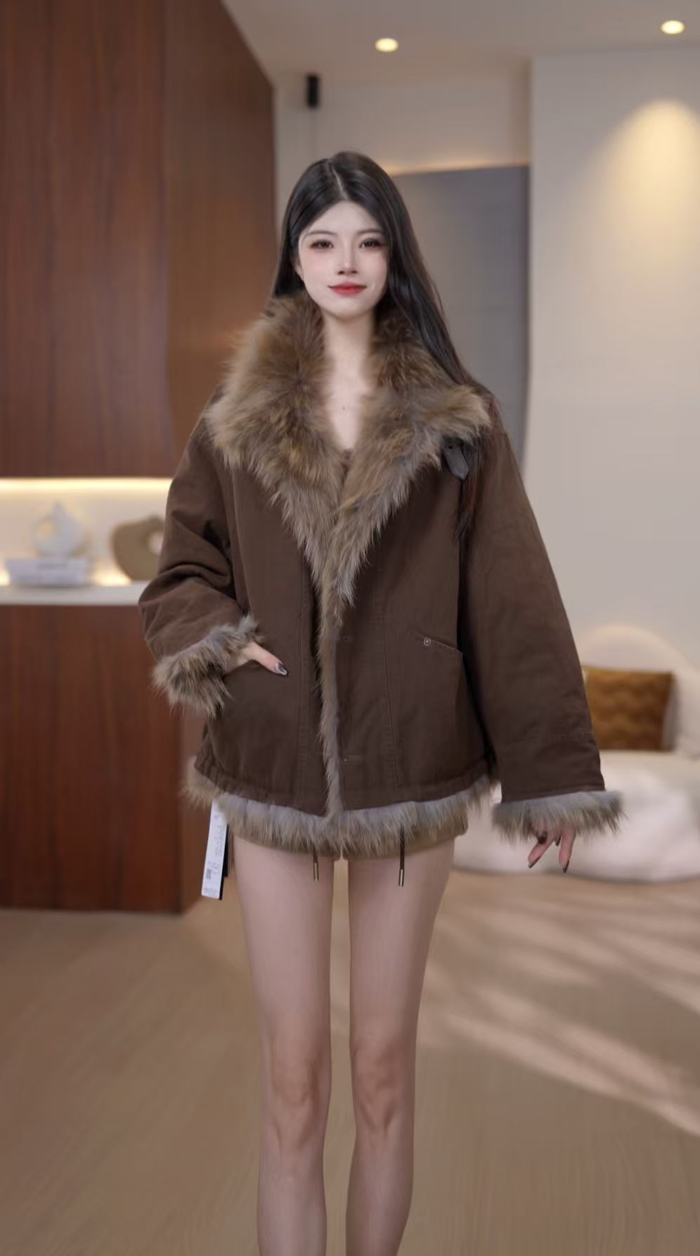 2025外套女秋冬爆款网红毛毛外套洋气117婷婷