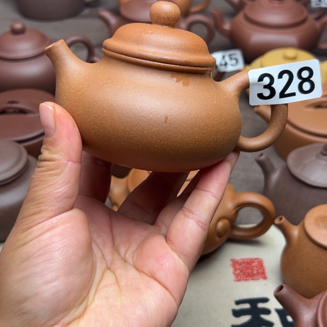 紫砂茶壶黄降坡半手工210cc左右瑕疵