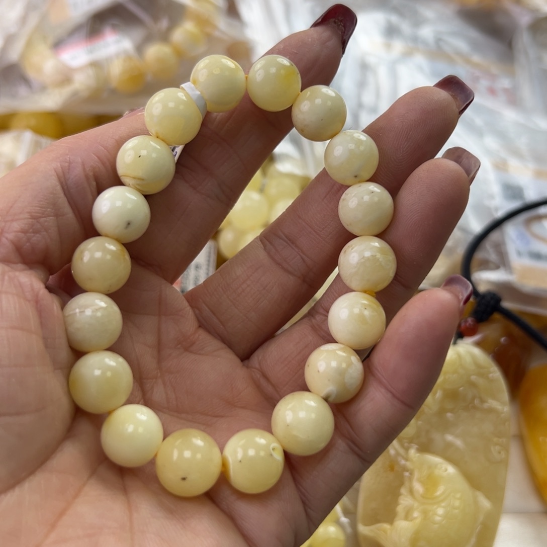 琥珀珠宝奇石未镶嵌