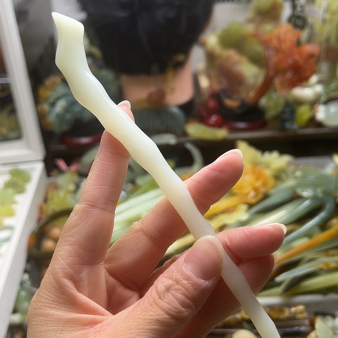 蛇纹石玉发饰合金